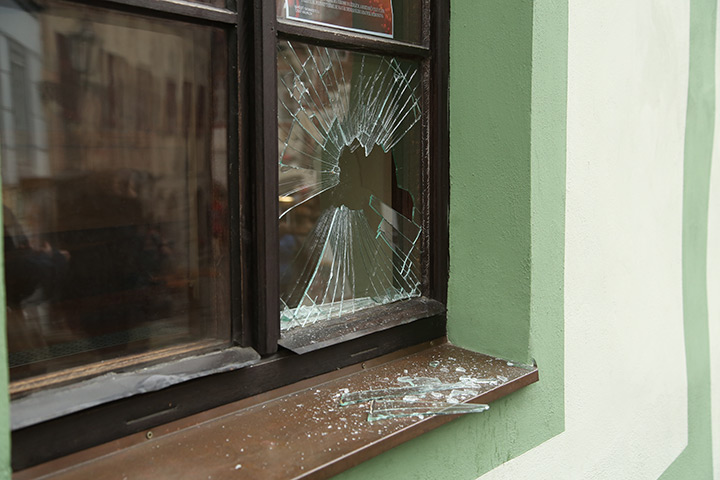A2B Glass are able to board up broken windows while they are being repaired in Broadstone.